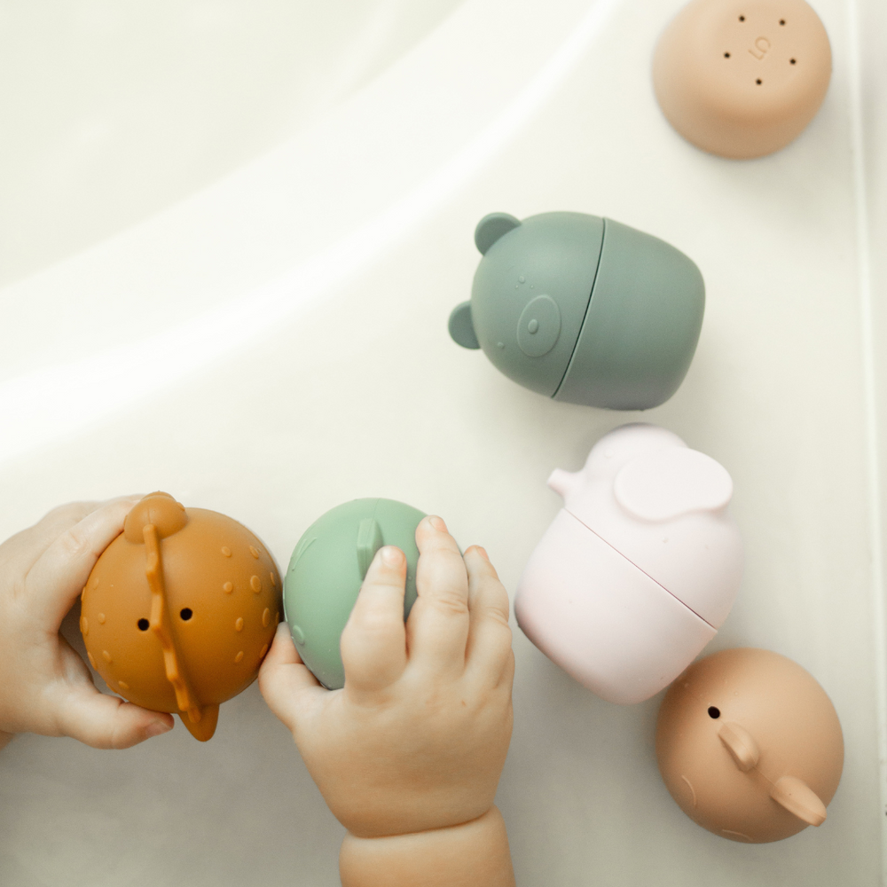 
                  
                    Load image into Gallery viewer, Bath Toys*
                  
                
