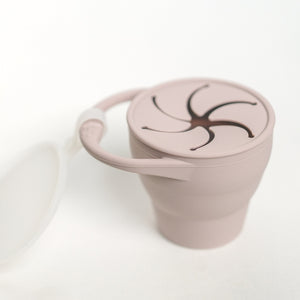 
                  
                    Load image into Gallery viewer, Pastel Pink Snack Cup with Lid Clasp
                  
                